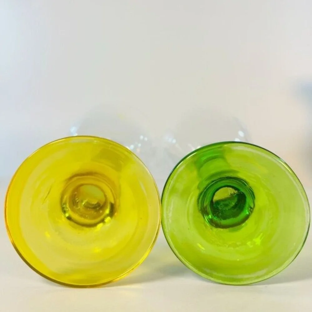 Clear 8oz Glasses Set Of 2 Stemware Goblet Yellow Green Stems Barware Wine decor